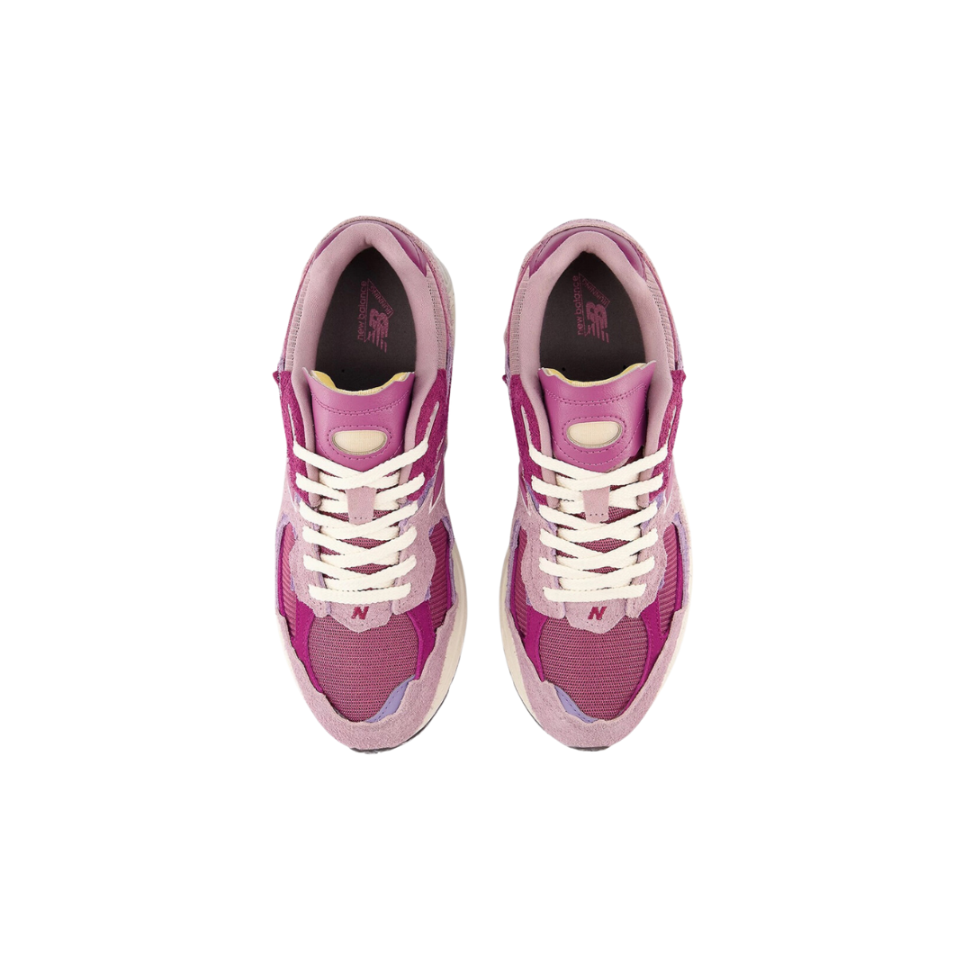New Balance 2002R Protection Pack en Rosa