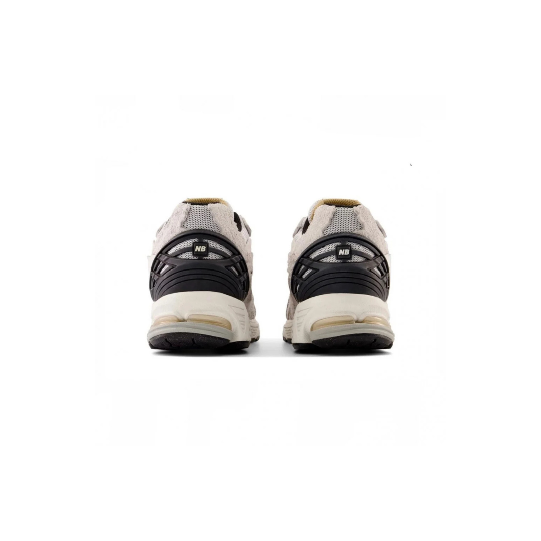New Balance 1906D protection pack reflection