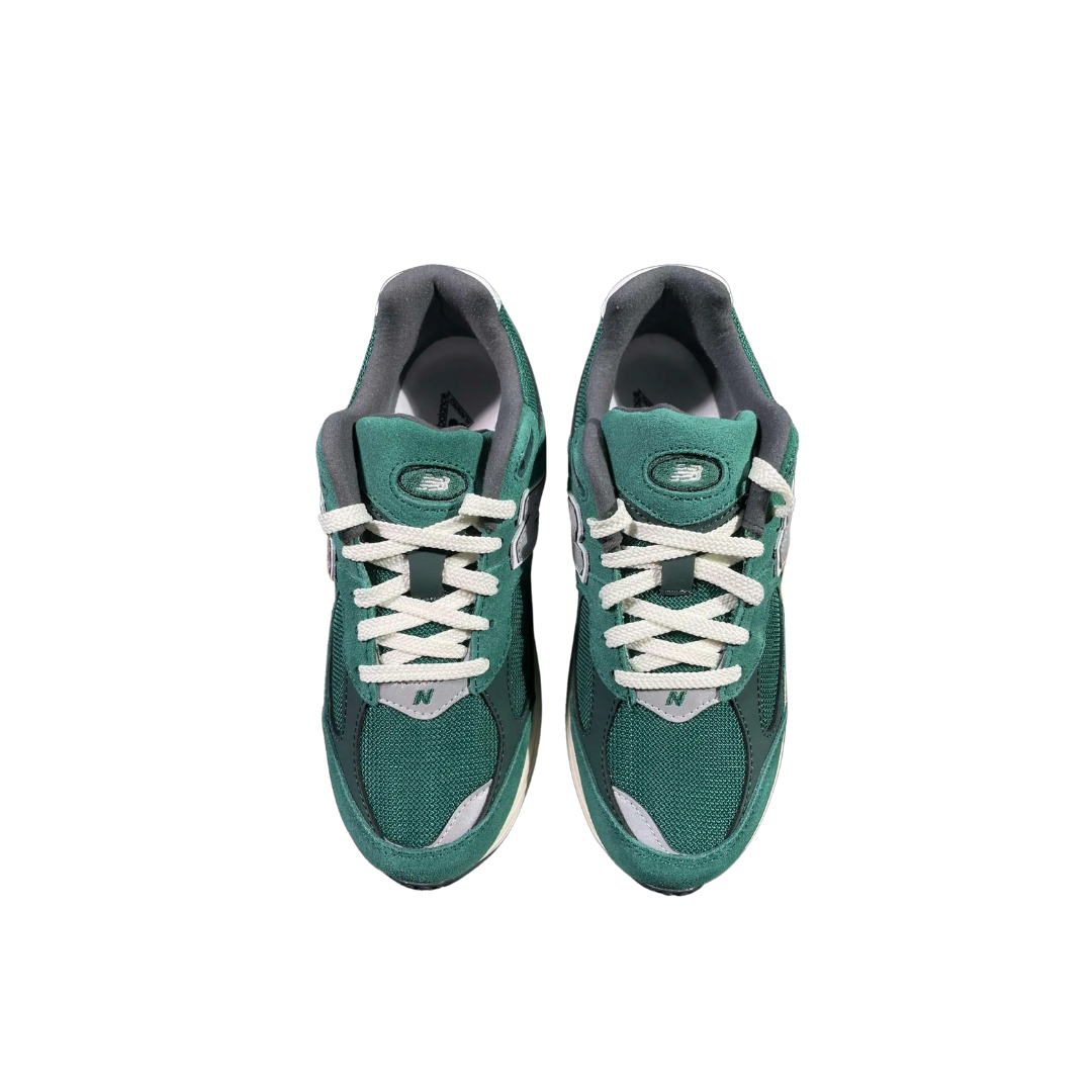 New Balance 2002R en Verde Noche