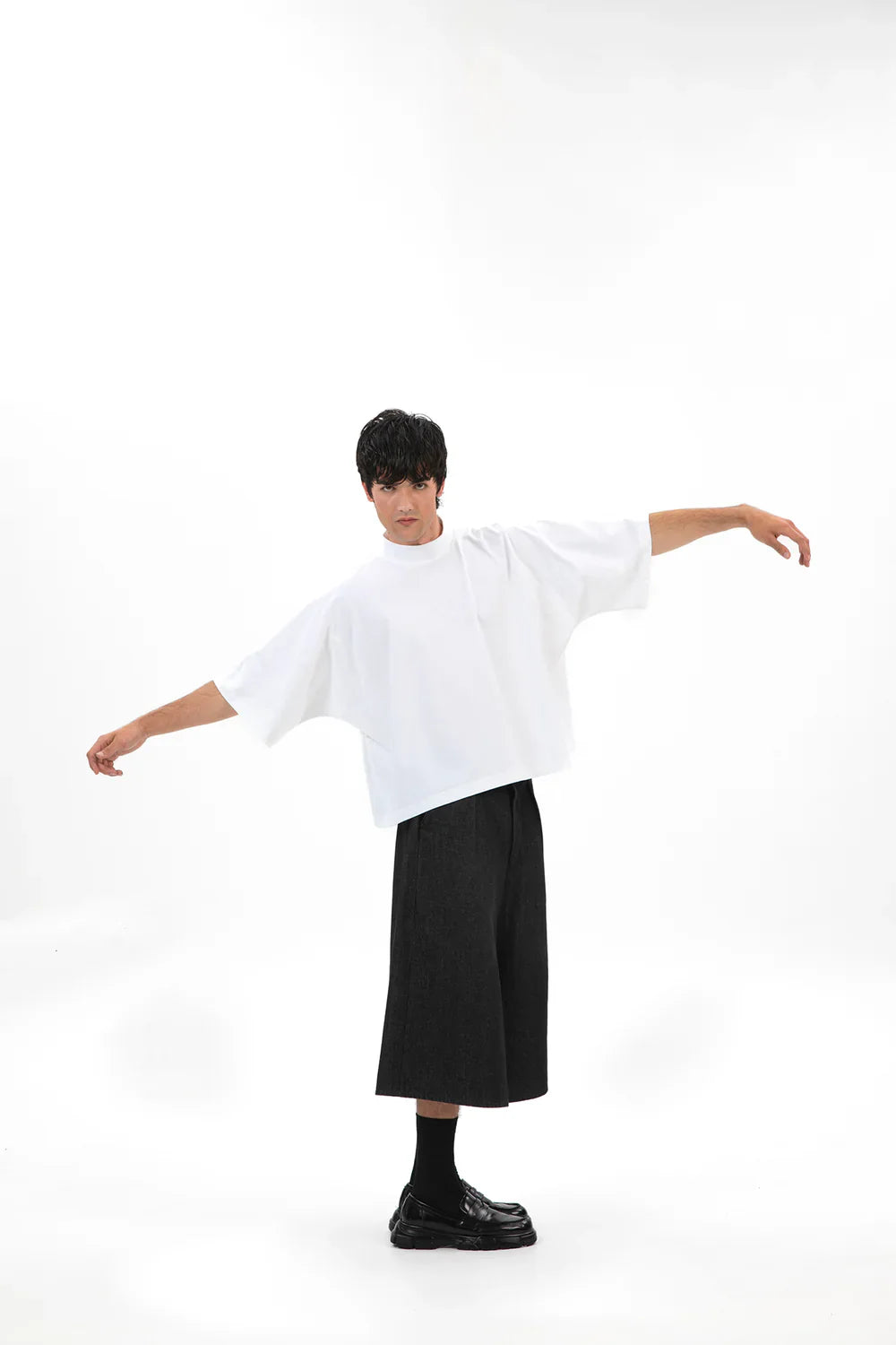 LAMIA WHITE TEE